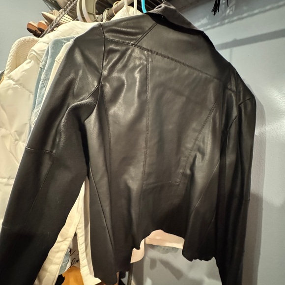 Women's Black Suede Jacket - Picture 5 of 5